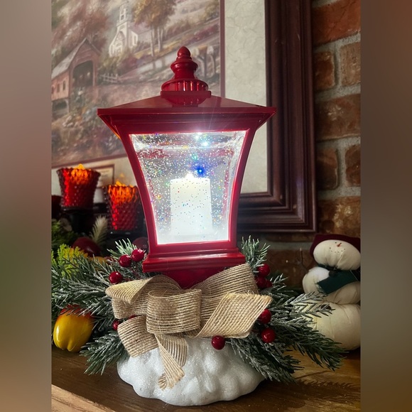 ❤️Merry Christmas Red Candlelight Snow Globe Musical Lantern - Picture 5 of 5